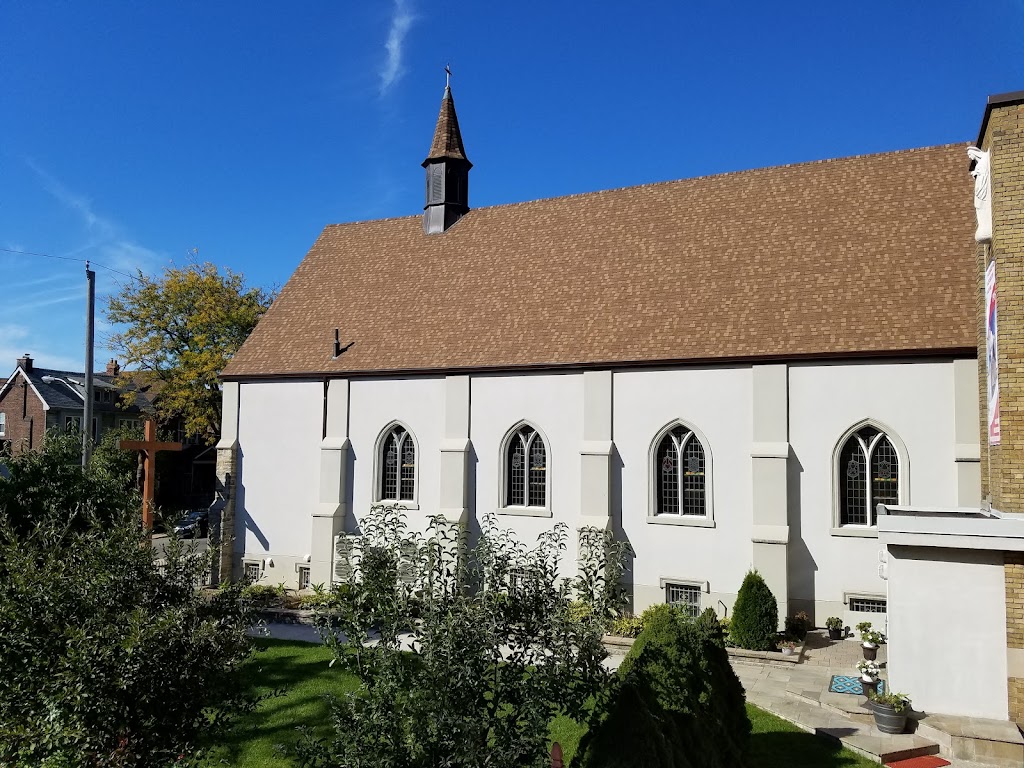 Fachada de St. Mary’s Polish Roman Catholic Church