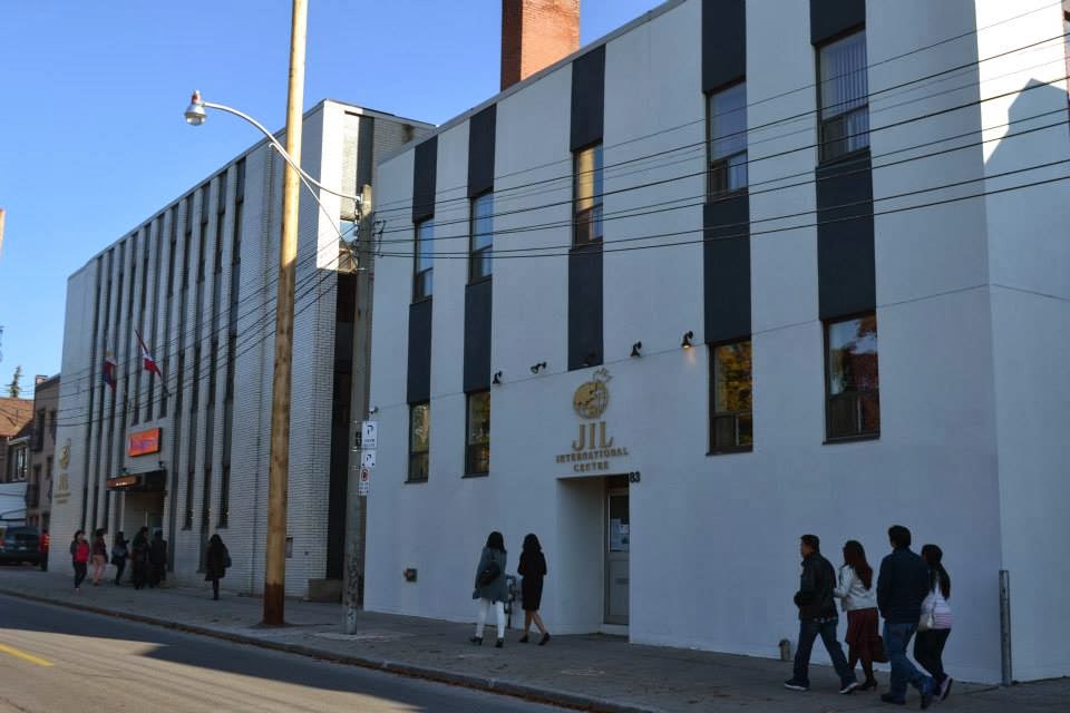 Fachada de Jesus Is Lord Church - Cornerstone Toronto