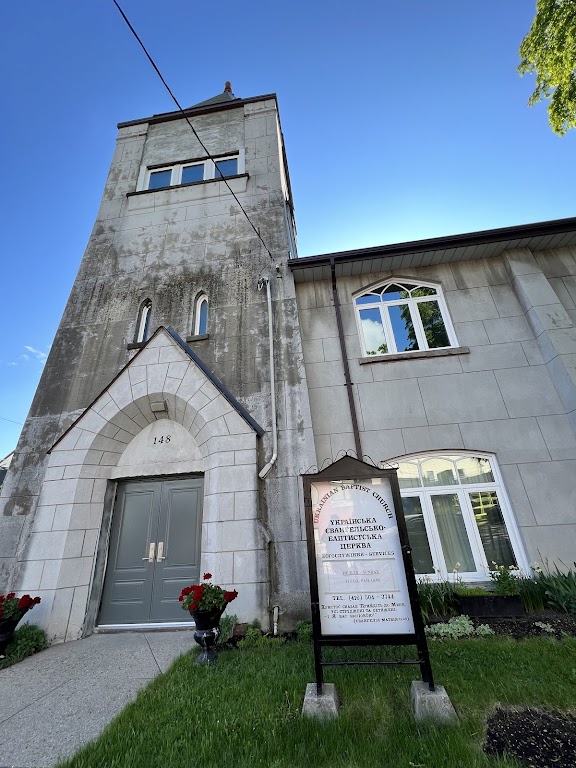 Fachada de Ukrainian Evangelical Baptist Church