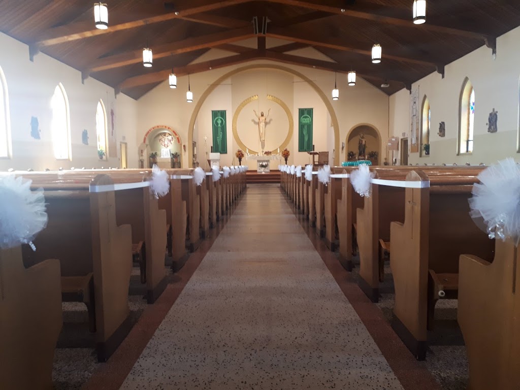 Fachada de St. Ambrose Catholic Church