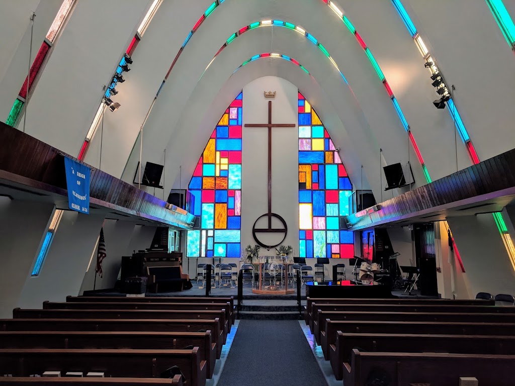 Fachada de Church of the Open Door (Congregational) United Church of Christ
