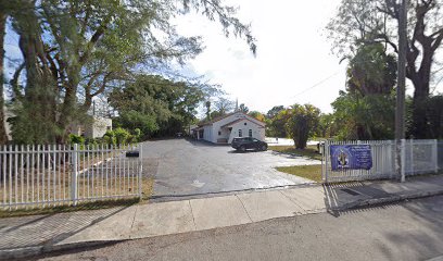 Fachada de St Matthew Community Baptist Church