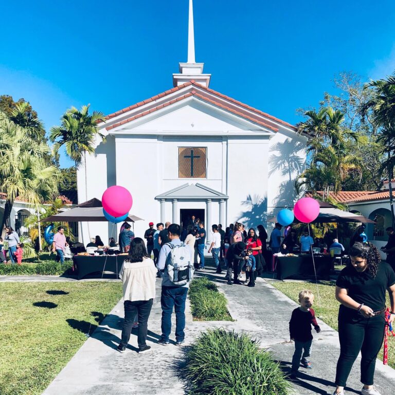 Fachada de Crossbridge Church