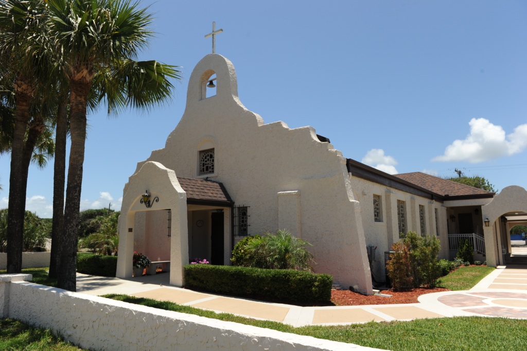 Fachada de Cocoa Beach Community Church