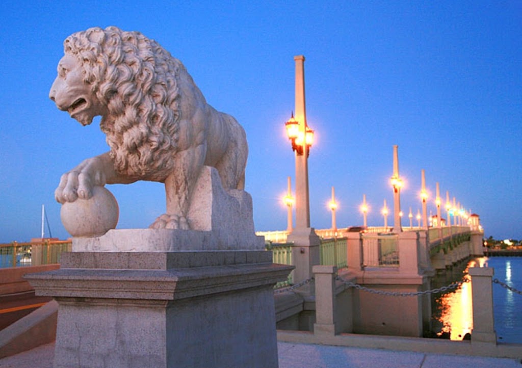 Fachada de Bridge of Lions