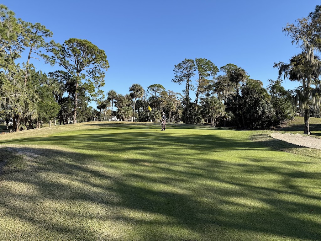 Fachada de The Club at Pelican Bay