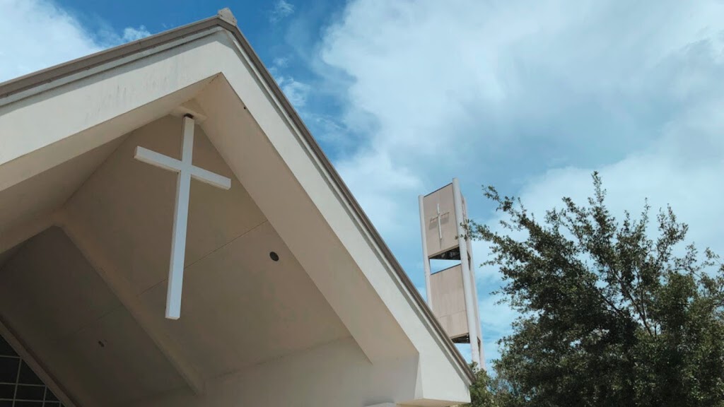 Fachada de Willow Creek Church PCA