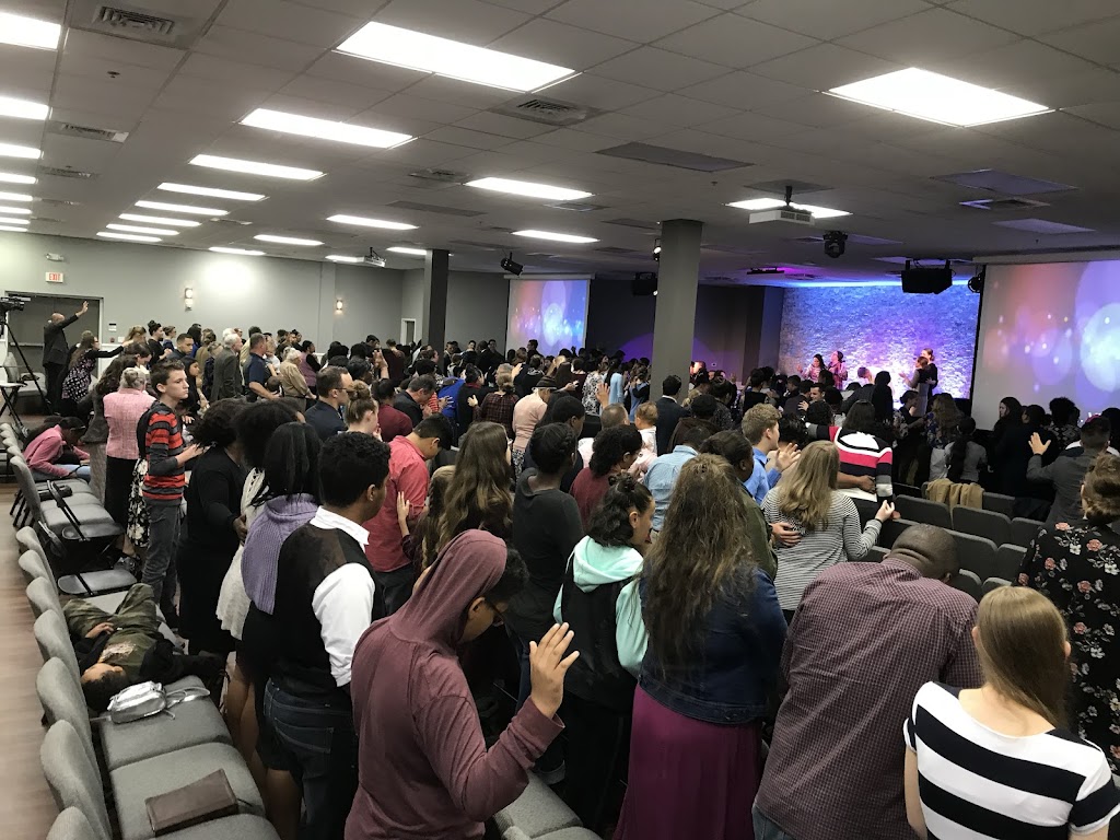 Fachada de Orlando Pentecostal Church