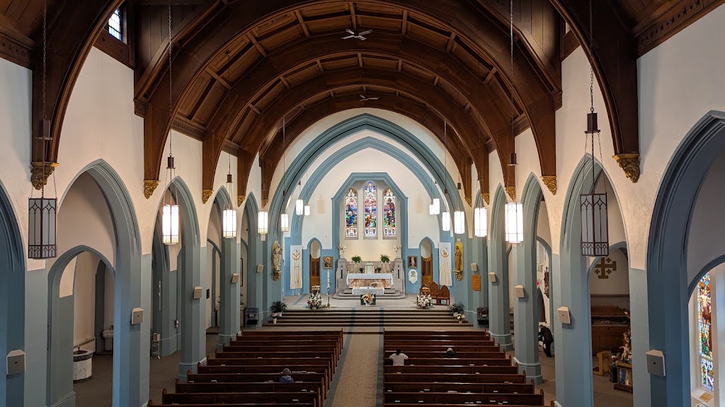 Fachada de Saint Brigid Catholic Church