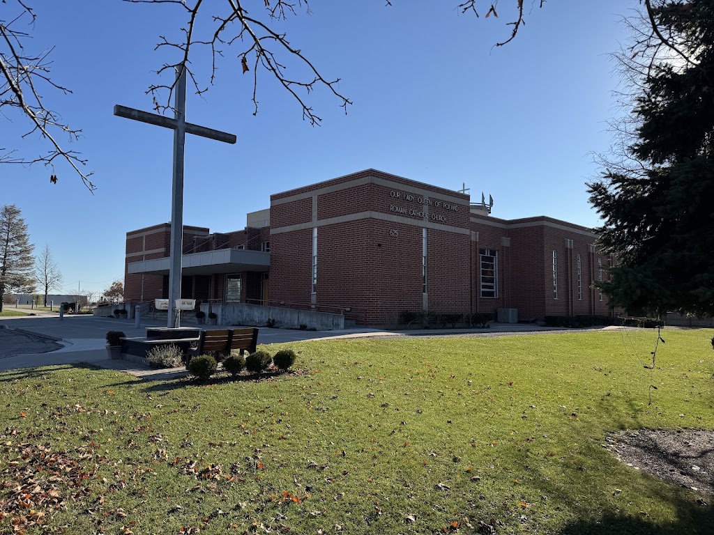 Fachada de Our Lady Queen Of Poland Parish