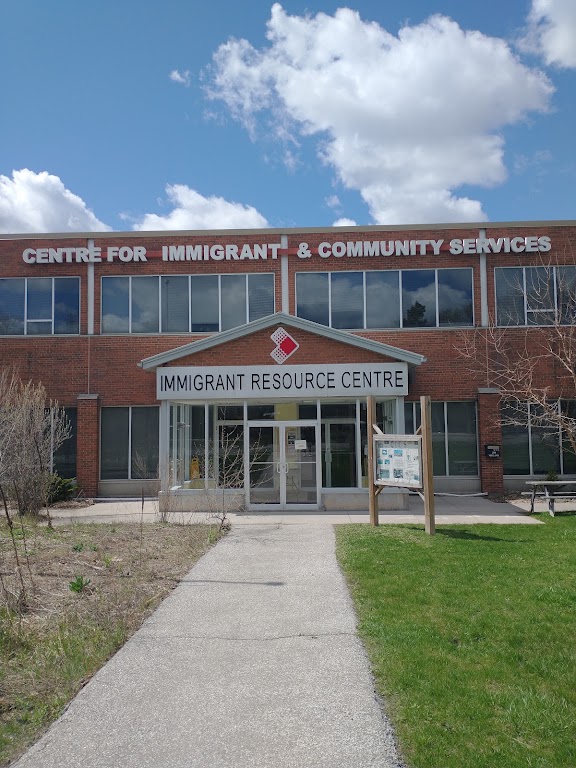 Fachada de Centre For Immigrant & Community Services