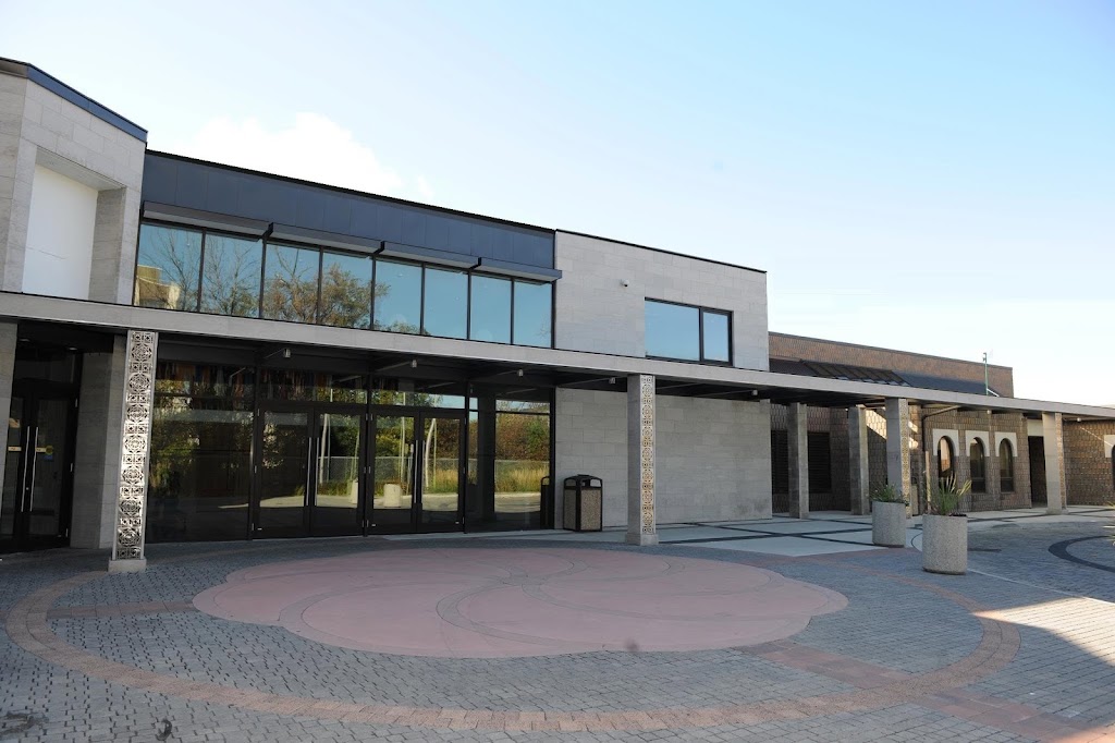 Fachada de Armenian Community Centre of Toronto