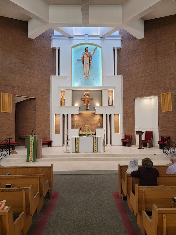 Fachada de The Epiphany of Our Lord Parish