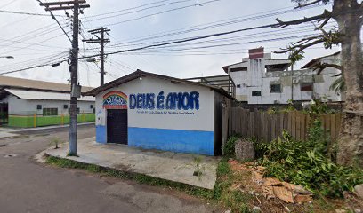 Fachada de Igreja Pentecostal Deus é Amor