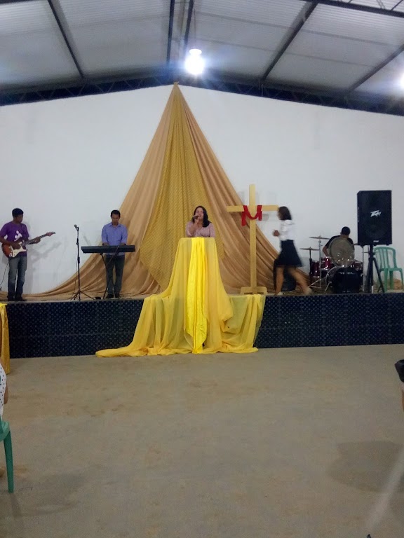 Fachada de Igreja do Evangelho Quadrangular - Casa de Deus (Macapaba)