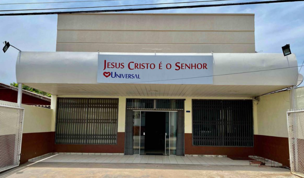Fachada de Igreja Universal - Bahia