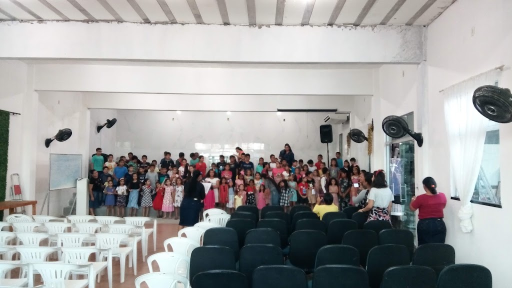Fachada de Igreja Pentecostal Unida do Brasil