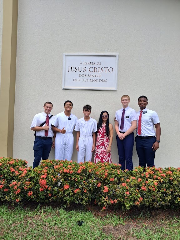 Fachada de A Igreja de Jesus Cristo dos Santos dos Últimos Dias