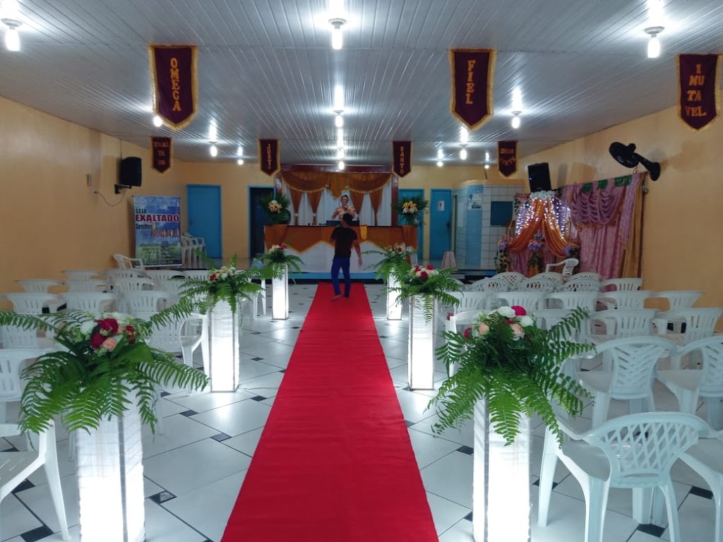 Fachada de Igreja Pentecostal Deus é Amor