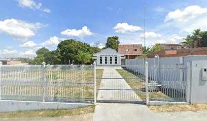 Fachada de Congregação Cristã no Brasil - Central Park - Flores