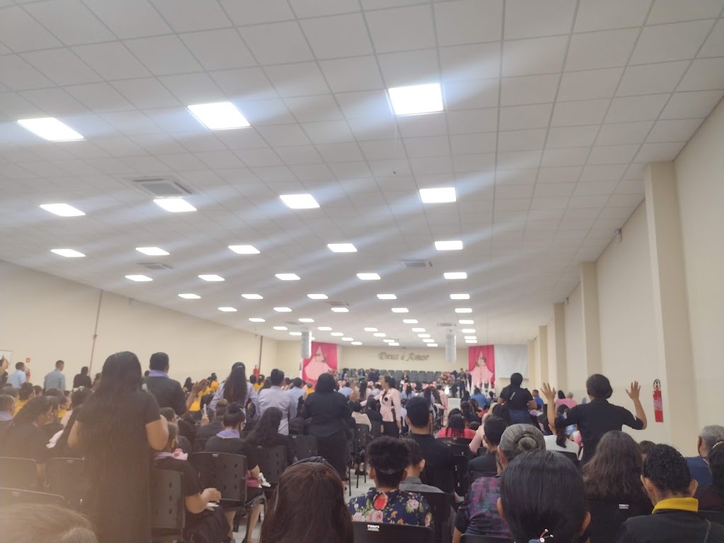 Fachada de Igreja Pentecotal Deus é Amor