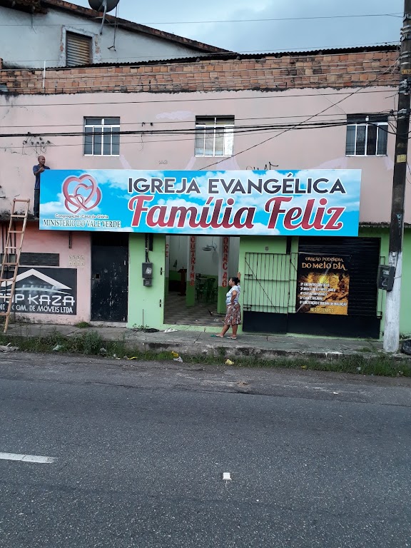 Fachada de Igreja Evangélica Família Feliz