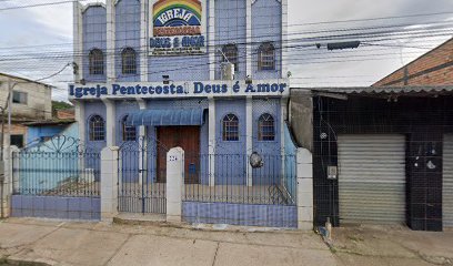 Fachada de Igreja Pentecostal Deus é Amor