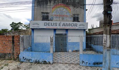 Fachada de Igreja Pentecostal Deus é Amor Sede Central