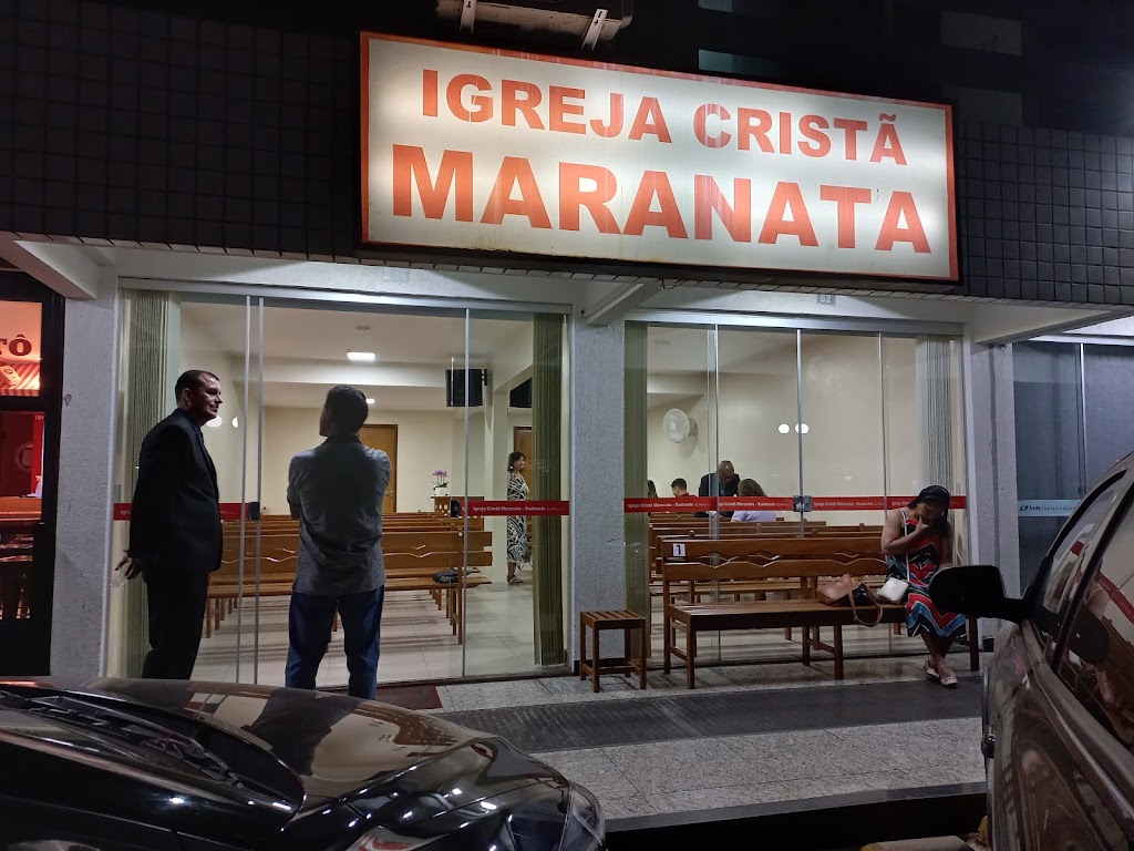 Fachada de Igreja Cristã Maranata - Sudoeste/Octogonal