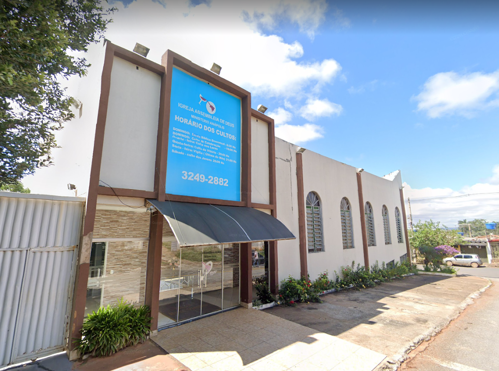 Fachada de ADMAVB - Assembléia de Deus - Vila Brasília - Ministério de Anápolis / CIAD
