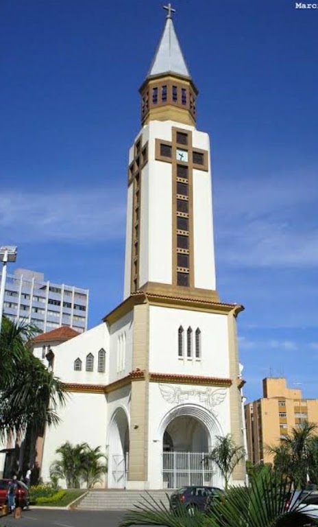 Fachada de Catedral Metropolitana de Goiânia Nossa Senhora Auxiliadora