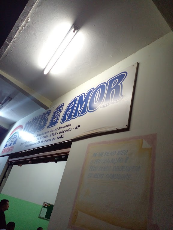 Fachada de Igreja Pentecostal Deus É Amor
