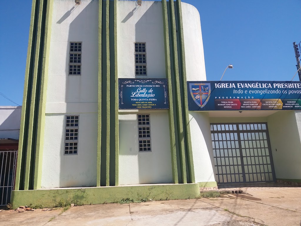 Fachada de Igreja Evangélica Presbiteriana - Urias Magalhães