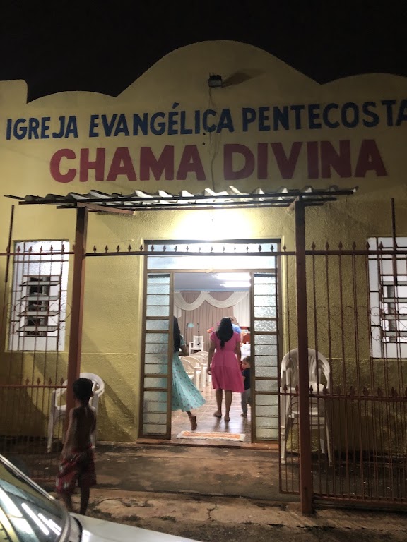 Fachada de Igreja Evangélica Pentecostal Chama Divina