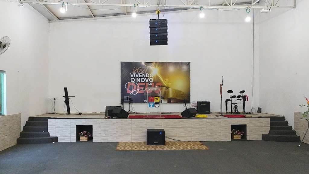 Fachada de Igreja Quadrangular - Caravelas