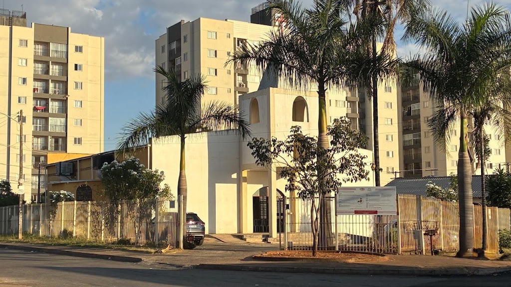 Fachada de Paróquia Divino Pai Eterno - Vila Alzira