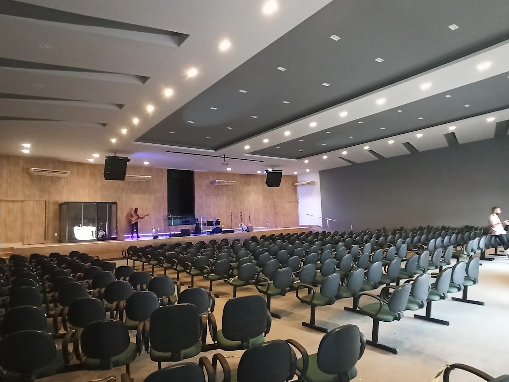 Fachada de IB100
