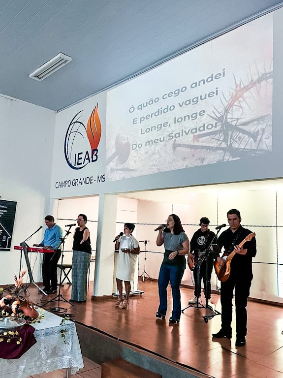 Fachada de Igreja Evangélica Avivamento Bíblico