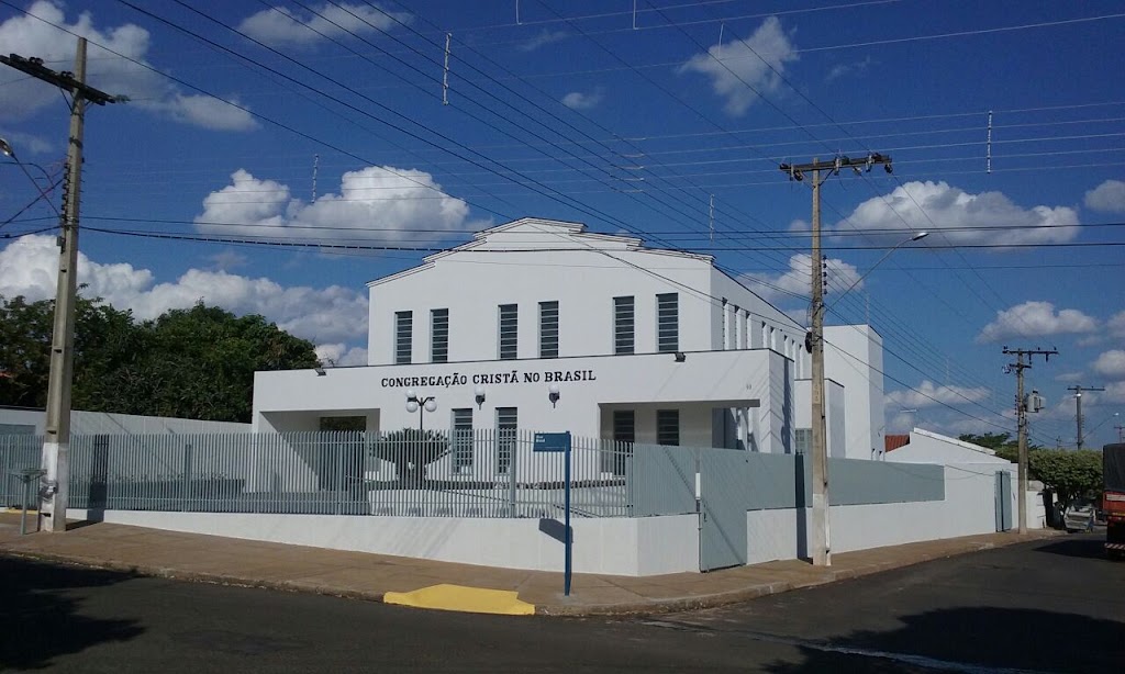 Fachada de Congregação Cristã no Brasil