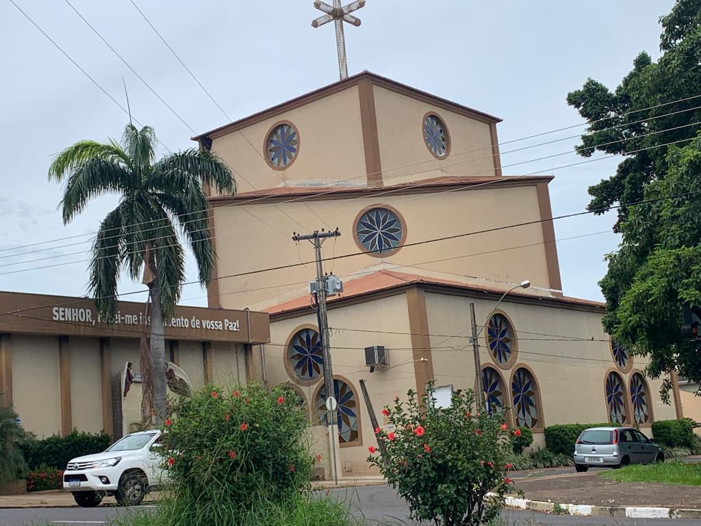 Fachada de Paróquia São Francisco de Assis