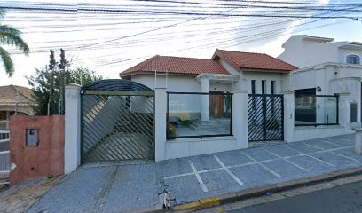 Fachada de Instituto Cristandade