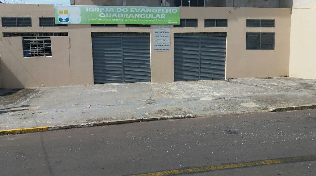 Fachada de Igreja Quadrangular