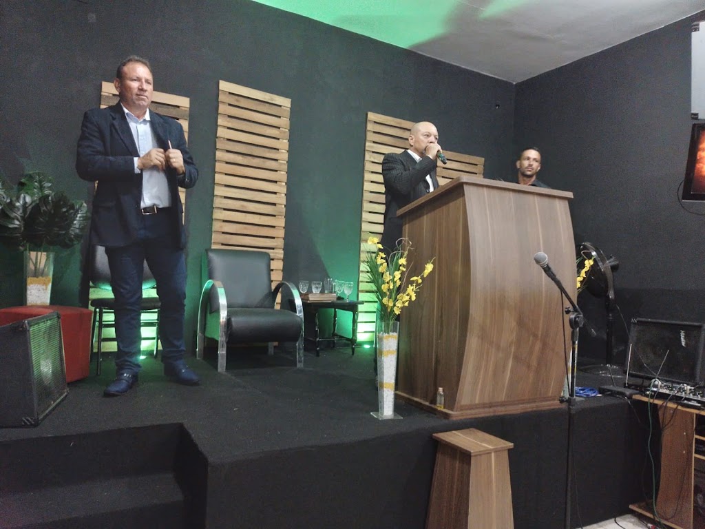 Fachada de Assembleia de Deus ministério Renovo Presidente Prudente