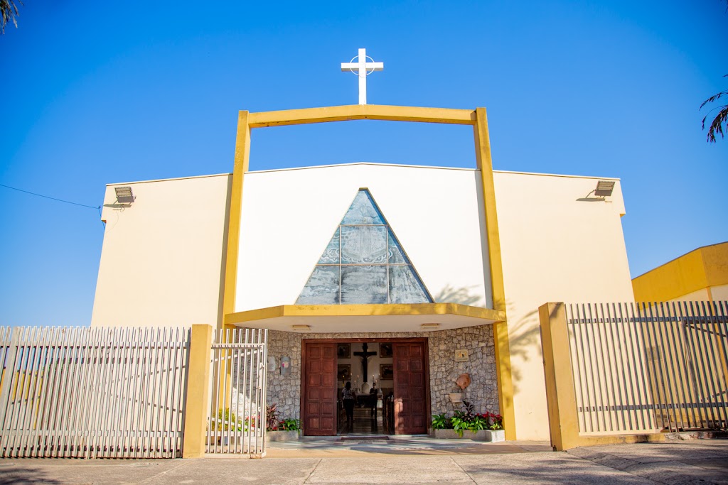 Fachada de Paróquia Nossa Senhora Aparecida