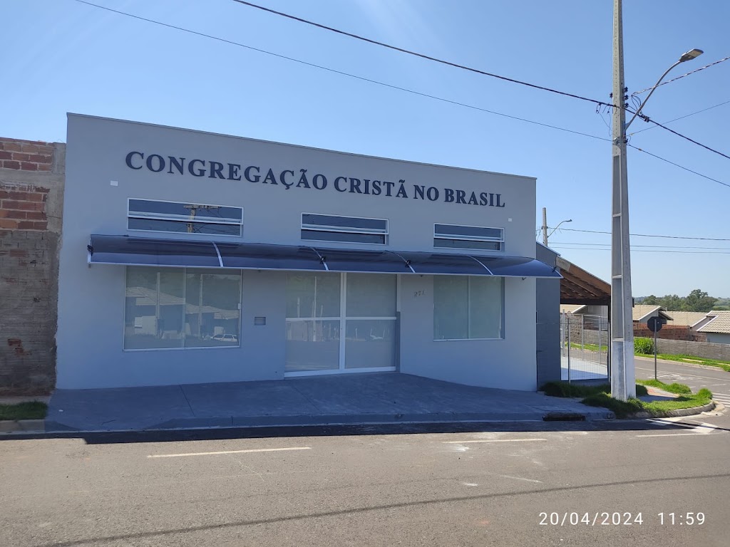 Fachada de Congregação Cristã no Brasil (CCB) - Vida Nova Pacaembu