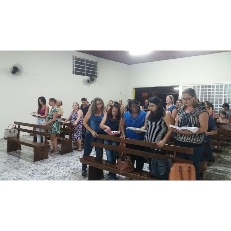 Fachada de 2ª Igreja do Evangelho Quadrangular de Osvaldo Cruz