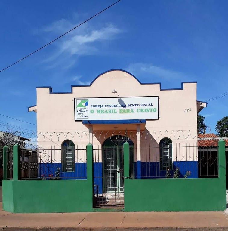 Fachada de Igreja Evangélica Pentecostal O Brasil para Cristo