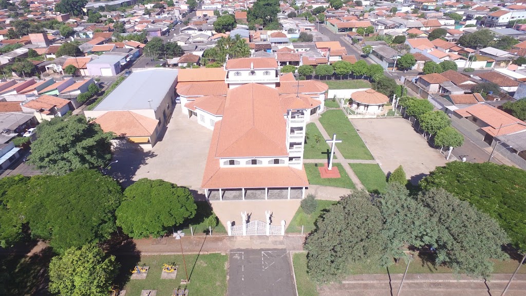 Fachada de Paróquia Nossa Senhora Fátima - Assis/SP