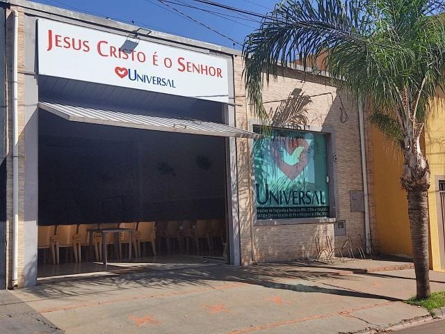 Fachada de Igreja Universal