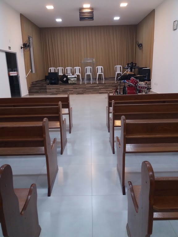 Fachada de Igreja Pentecostal Vivendo Na Graça